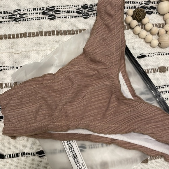 Swim bottoms - Picture 5 of 5